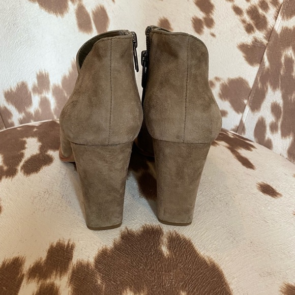 Vince Camuto Booties - Picture 3 of 4